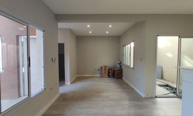 VENTA CASA 3 AMBIENTES QUILMES A ESTRENAR FINANCIA