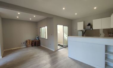 VENTA CASA 3 AMBIENTES QUILMES A ESTRENAR FINANCIA