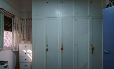 CASA EN VENTA VILLA BALLESTER 4 AMBIENTES  PILETA