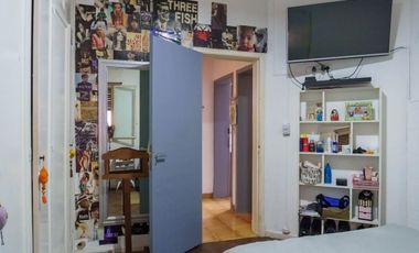CASA EN VENTA VILLA BALLESTER 4 AMBIENTES  PILETA