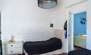 CASA EN VENTA VILLA BALLESTER 4 AMBIENTES  PILETA