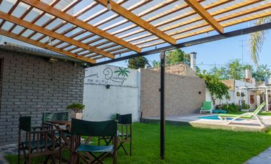CASA EN VENTA VILLA BALLESTER 4 AMBIENTES  PILETA