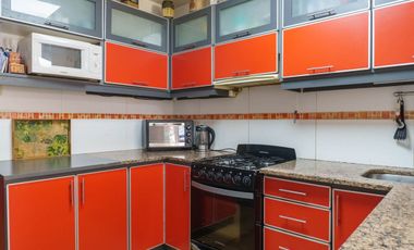 CASA EN VENTA VILLA BALLESTER 4 AMBIENTES  PILETA