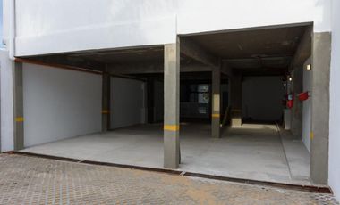 Venta cochera en el edificio Sur 3