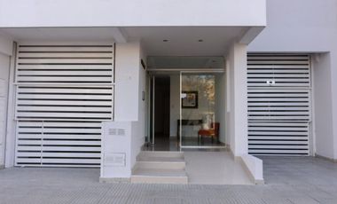 Venta cochera en el edificio Sur 3