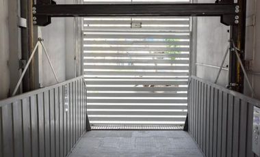 Venta cochera en el edificio Sur 3
