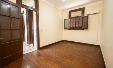 EN VENTA DPTO INTERNO PLANTA ALTA PLENO CENTRO