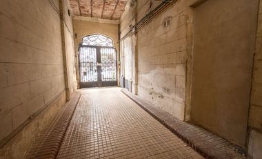 EN VENTA DPTO INTERNO PLANTA ALTA PLENO CENTRO