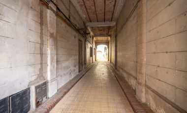 EN VENTA DPTO INTERNO PLANTA ALTA PLENO CENTRO