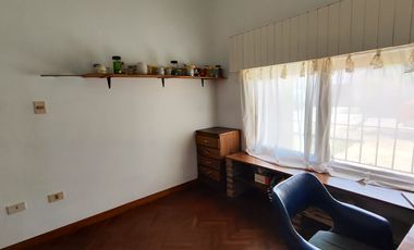 CASA EN VENTA 3 DORMITORIOS QUILMES OESTE