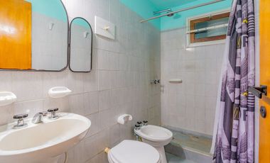 VENTA CASA 3 AMBIENTES EXCELENTE ESTADO ETCHEPARE