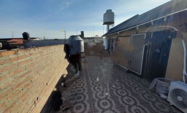 CASA EN VENTA QUILMES
