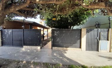 CASA EN VENTA QUILMES