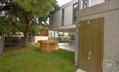 VENTA CASA BERLIN WOODS PINAMAR NORTE