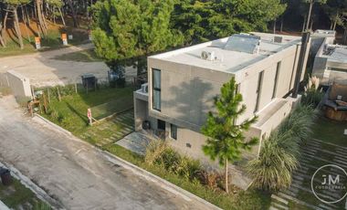VENTA CASA BERLIN WOODS PINAMAR NORTE
