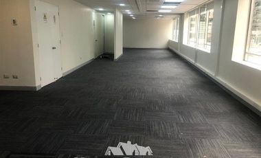 Oficina en Arriendo en Apoquindo / Augusto Leguia