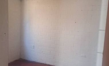 Casa en Venta en A69321 - Venta o Arriendo Casa en Pasaje Sur - Talca - 2D1B