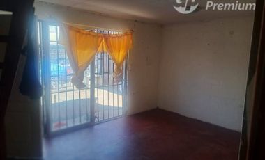 Casa en Venta en A69321 - Venta o Arriendo Casa en Pasaje Sur - Talca - 2D1B