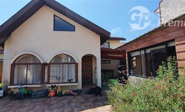 Casa en Venta en plaza de armas de penco