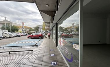 Local Comercial en Arriendo en Stripcenter Dominica 311