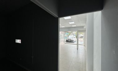 Local Comercial en Arriendo en Stripcenter Dominica 311