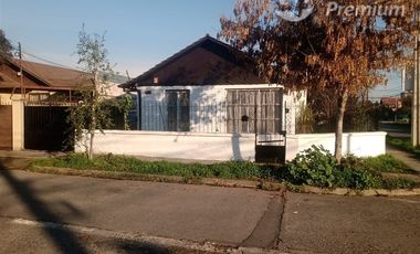 Casa en Venta en Nicanor Molinare, Villa macul