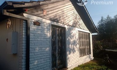 Casa en Venta en Nicanor Molinare, Villa macul