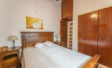 VENTA PH 4 AMBIENTES CON COCHERA JARDIN Y PARRILLA