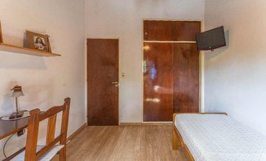 VENTA PH 4 AMBIENTES CON COCHERA JARDIN Y PARRILLA