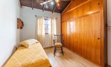 VENTA PH 4 AMBIENTES CON COCHERA JARDIN Y PARRILLA