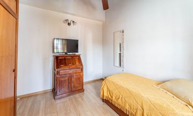 VENTA PH 4 AMBIENTES CON COCHERA JARDIN Y PARRILLA