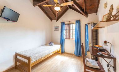 VENTA PH 4 AMBIENTES CON COCHERA JARDIN Y PARRILLA