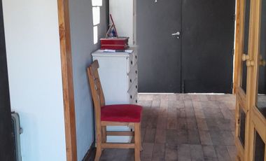 CASA 5 AMBIENTES EN VENTA LONGCHAMPS CON PISCINA