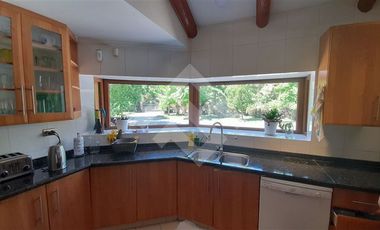 Casa en Arriendo en Camino a Huelquén