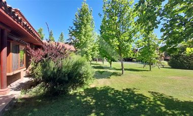 Casa en Arriendo en Camino a Huelquén