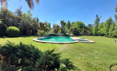 Casa en Arriendo en Camino a Huelquén