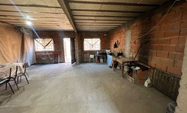 OPORTUNIDAD CASA EN CONTRUCCION - PONTEVEDRA