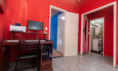 VENTA CASA 4 AMB CON 2 COCHERA, JARDIN Y PILETA