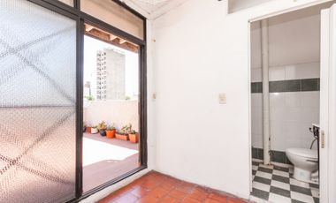 PH al frente de 146 m2 en pleno centro Lanús Oeste