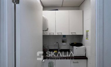 Oficina en Arriendo en Isidora Goyenechea 3621