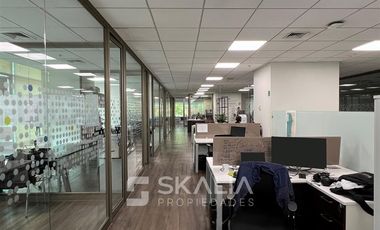 Oficina en Arriendo en Isidora Goyenechea 3621