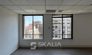 Oficina en Arriendo en Edificio el Bosque norte 177