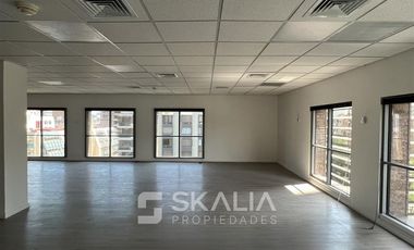 Oficina en Arriendo en Edificio el Bosque norte 177