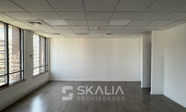 Oficina en Arriendo en Edificio el Bosque norte 177