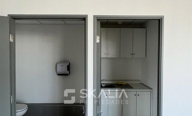 Oficina en Arriendo en Edificio el Bosque norte 177