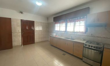 Casa chalet en alquiler
