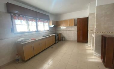 Casa chalet en alquiler
