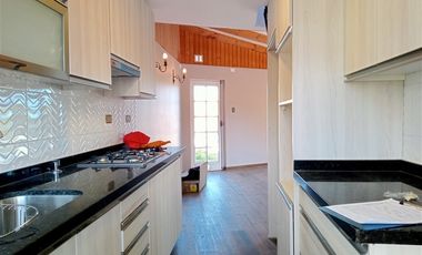 Casa en Arriendo en Estadio Español, Recreo