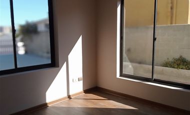 Casa en Arriendo en Estadio Español, Recreo