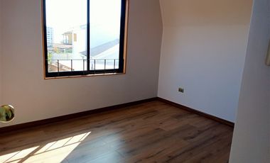 Casa en Arriendo en Estadio Español, Recreo